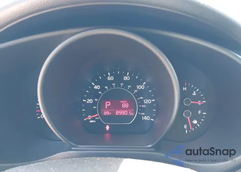 2015 Kia Soul из США, поврежденный, VIN KNDJN2A28F7139228